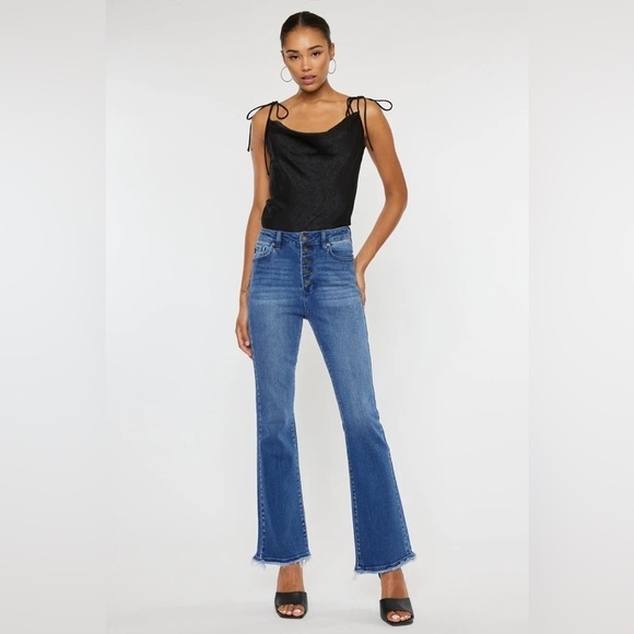 KanCan Rainn Ultra High Rise Flare Jeans, Medium Wash, Size 29 - Picture 1 of 13
